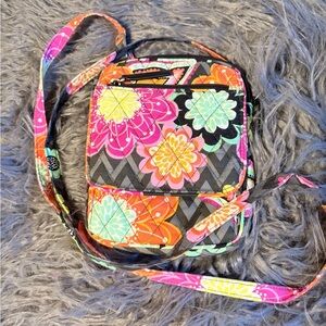 Ziggy Zinnia print crossbody mini booster bag.